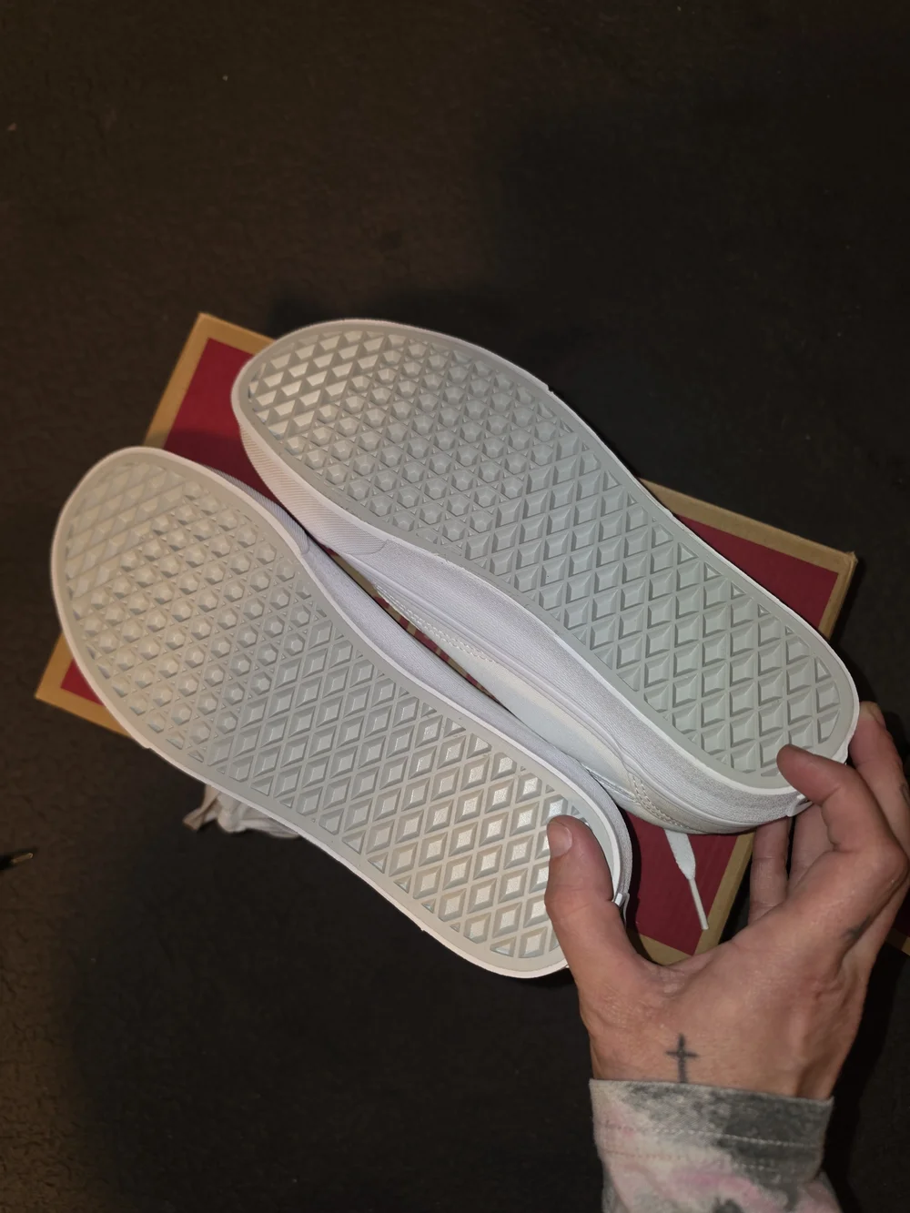 Vans Men's White Low-Top Canvas Sneakers